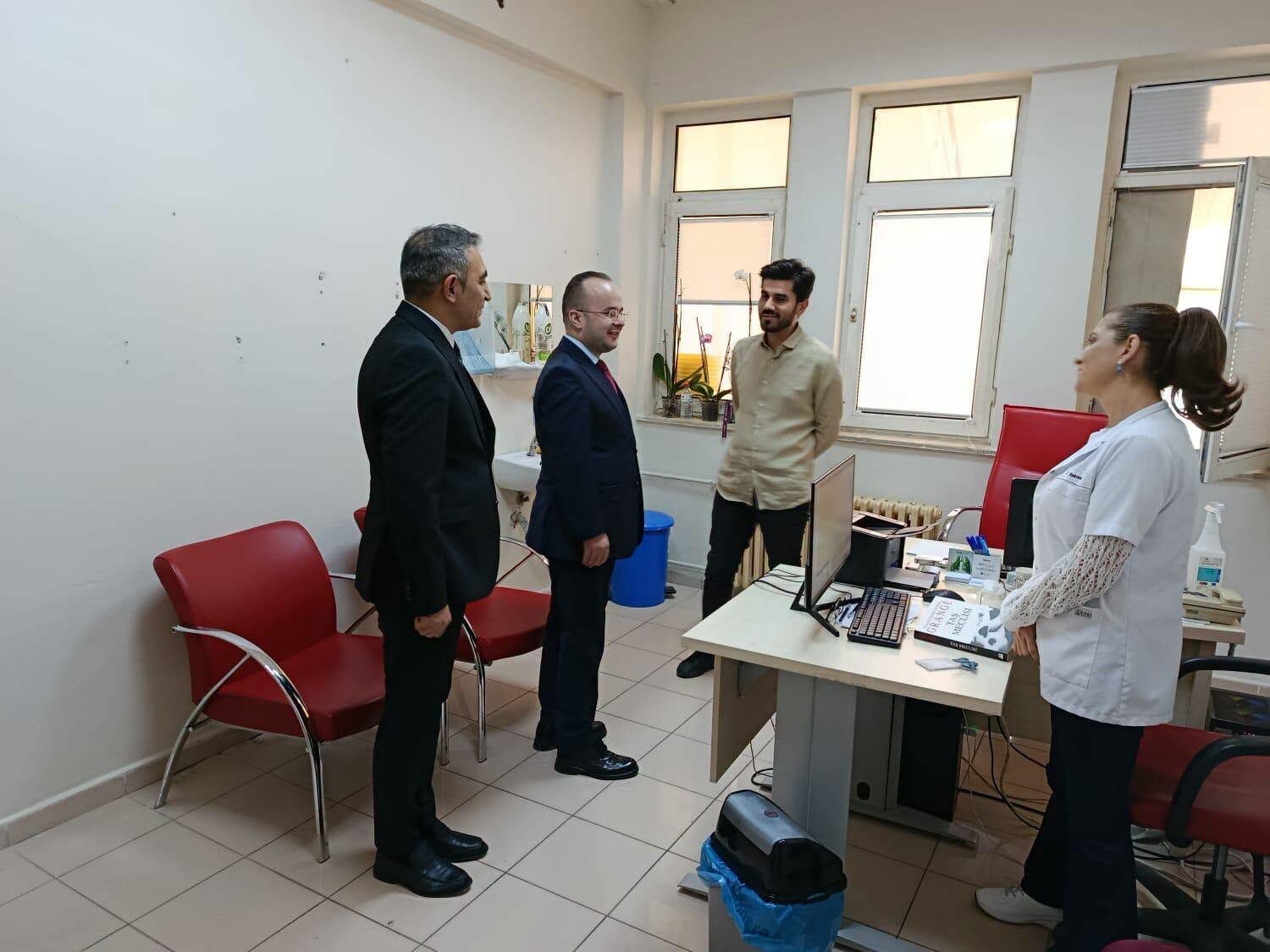 Kaymakam Arslantürk’ten Afşin Devlet Hastanesi’ne Ziyaret3