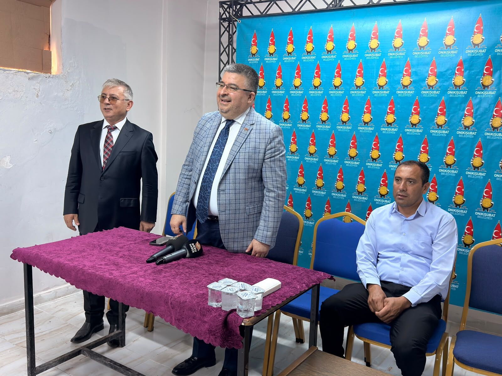 Onikişubat Belediyesi’nden Kırsal Mahallelerdeki 8 Bin Öğrenciye Kırtasiye Seti Desteği (2)