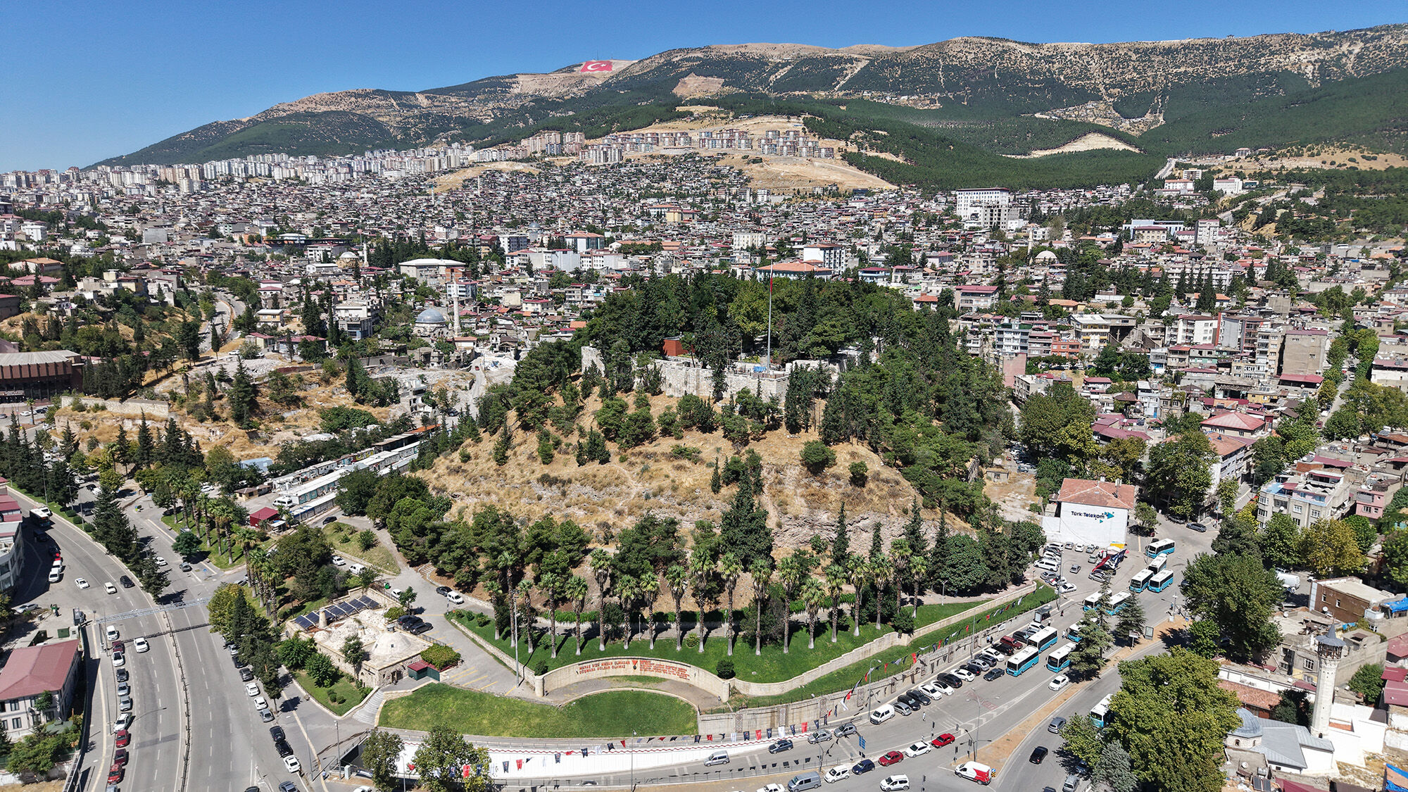 Tarihi Kahramanmaraş Kalesi, 12 Eylül’de Ziyaretçilerine Kapılarını Açacak (1)