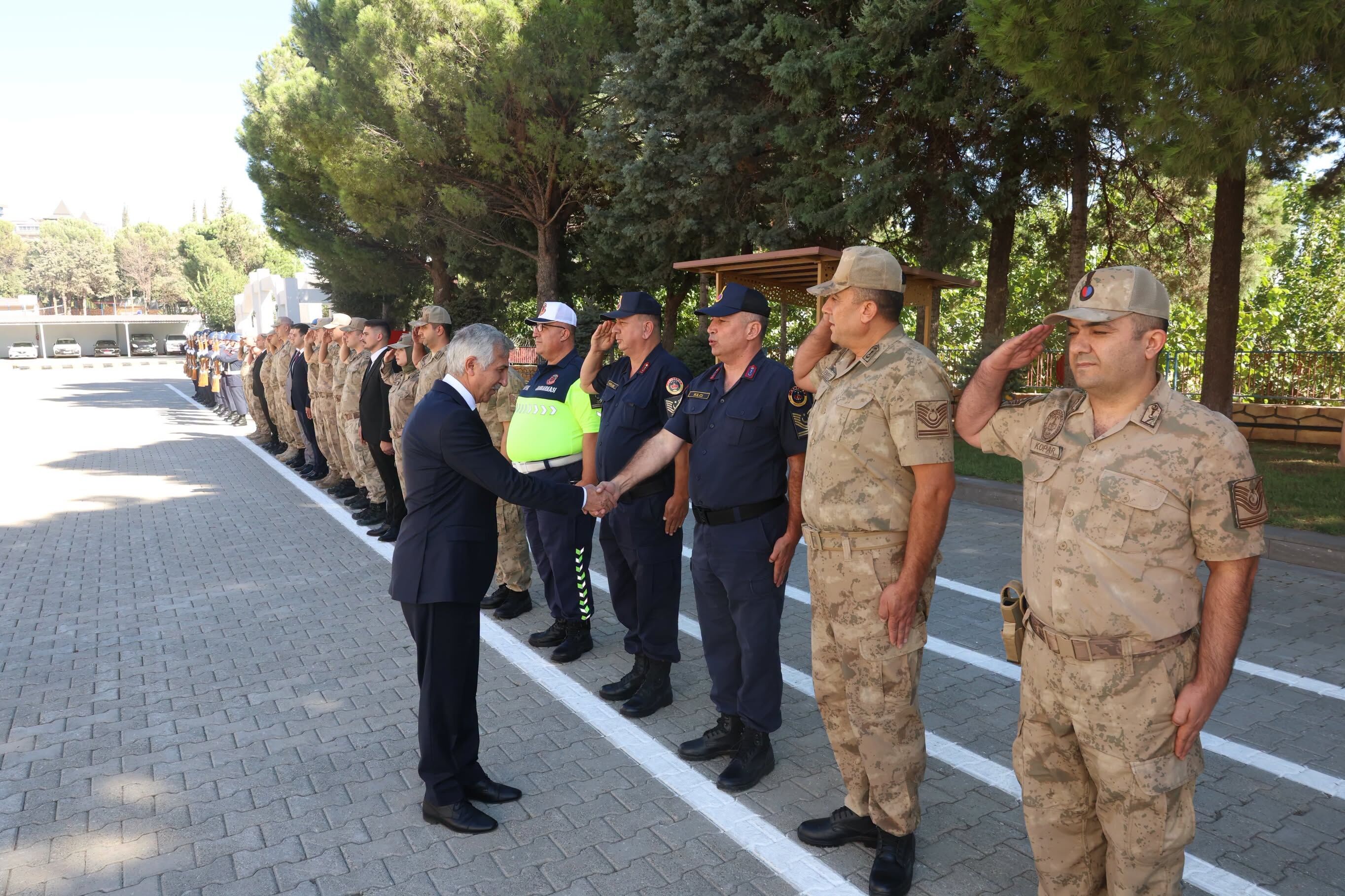 Vali Ünlüer’den Tuğgeneral Gülecen’e Hayırlı Olsun Ziyareti2