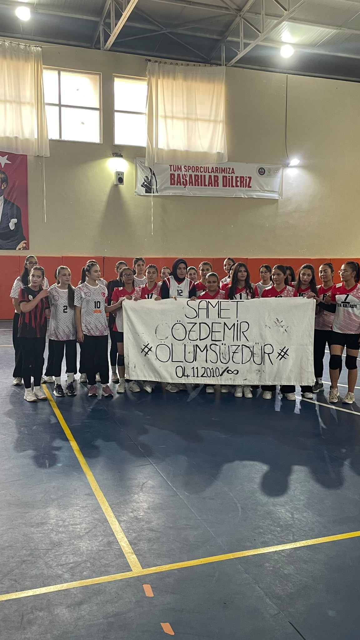 Afşin Anadolu Lisesi Voleybolda İlçe Şampiyonu Oldu (1)