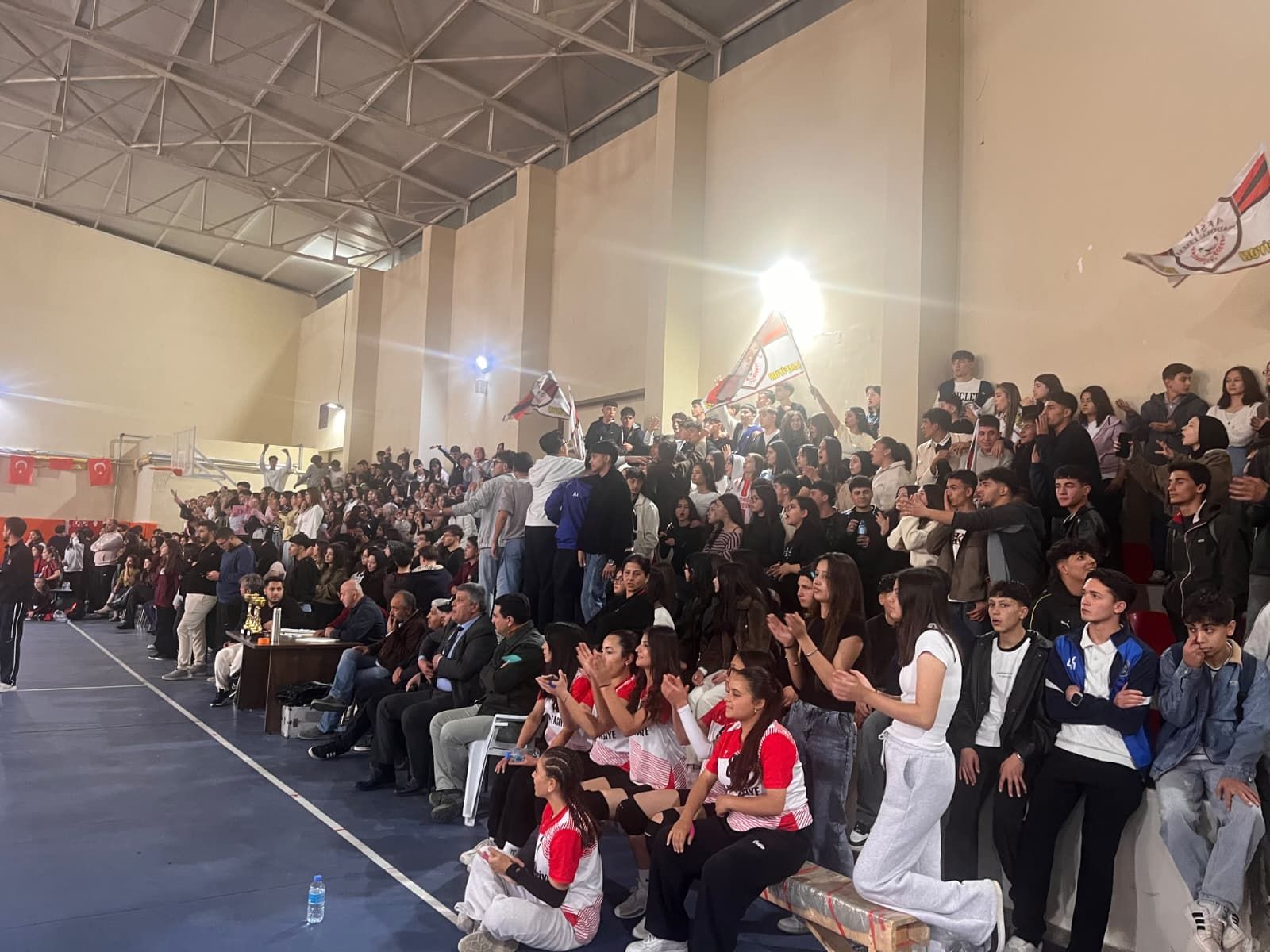 Afşin Anadolu Lisesi Voleybolda İlçe Şampiyonu Oldu (4)
