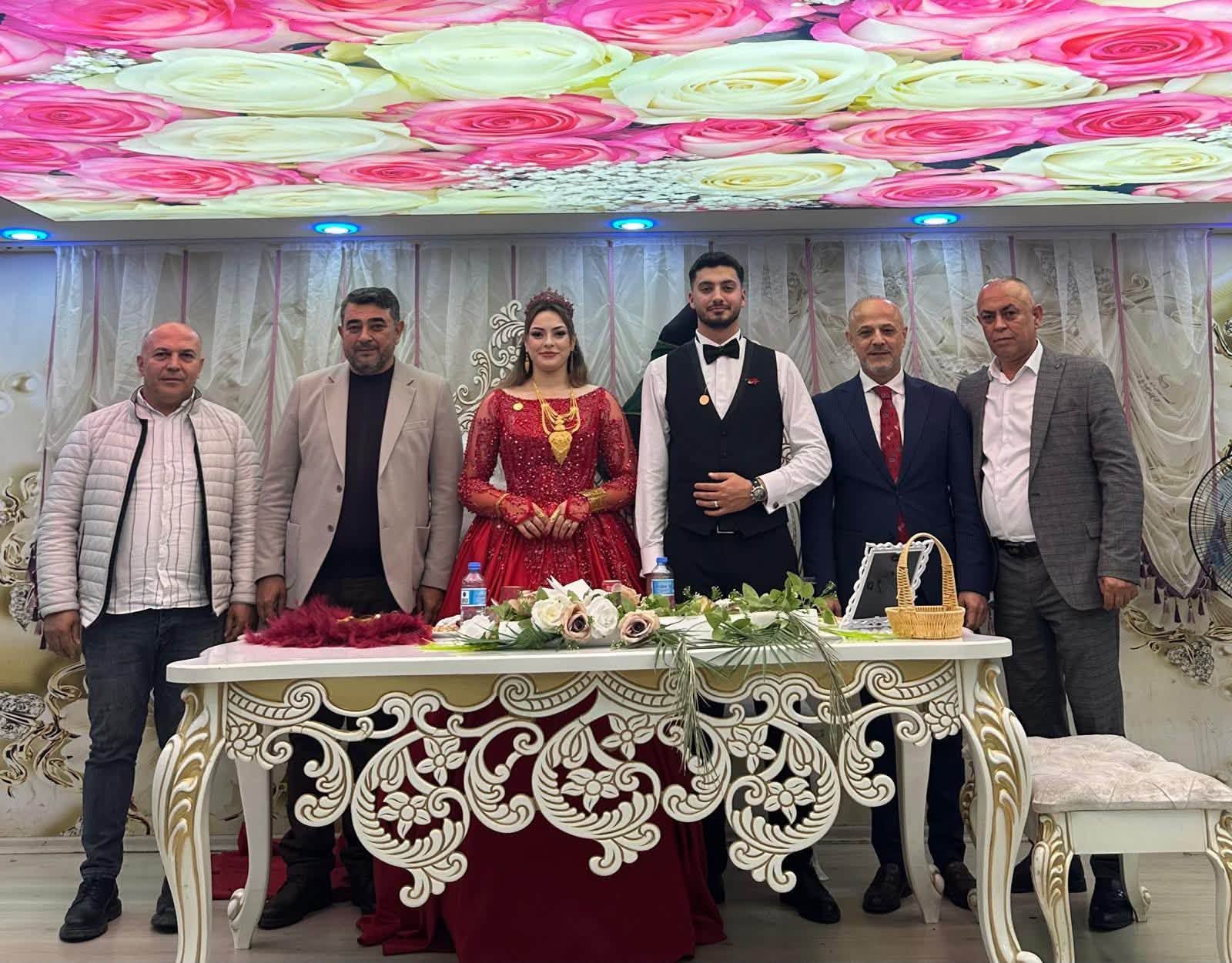 Afşin Belediye Başkanı Koray Kıraç, Genç Çiftlerin Mutluluğuna Ortak Oldu (2)