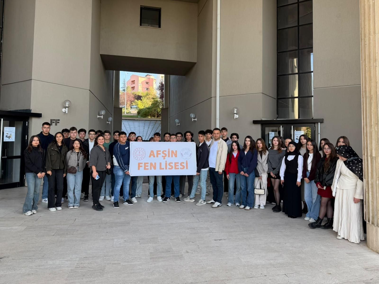 Afşin Fen Lisesi Öğrencileri Ankara’da Tarih, Kültür Ve Bilimle Buluştu (7)