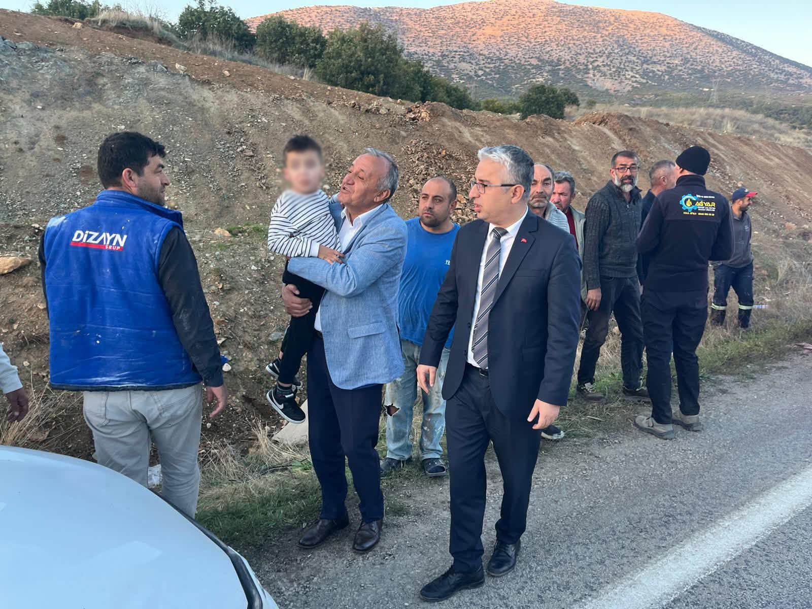 Afşin Göksun Yolunda Kaza Aynı Aileden 4 Kişi Yaralandı (4)