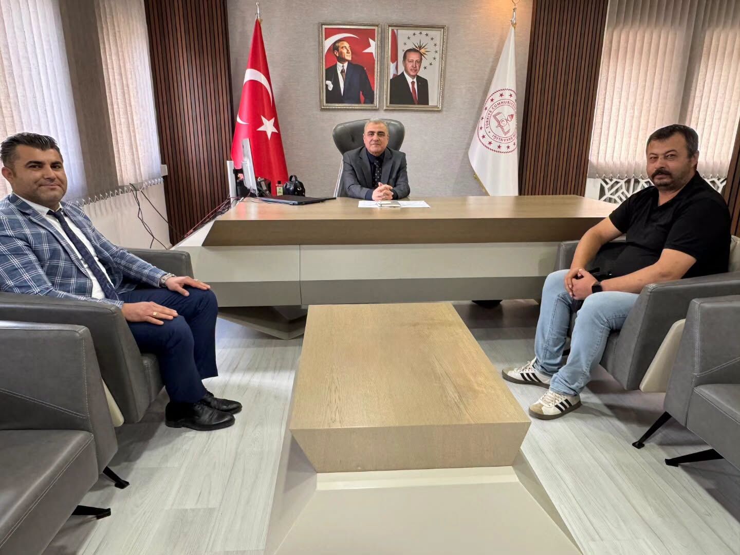 Afşin İlçe Milli Eğitim Müdürü Özdemir’e Hayırlı Olsun Ziyaretleri5