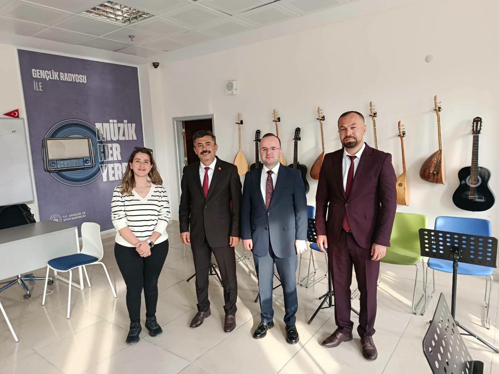 Afşin Kaymakamı Arslantürk’ten Gençlik Ve Spor Kurumlarına Ziyaret3