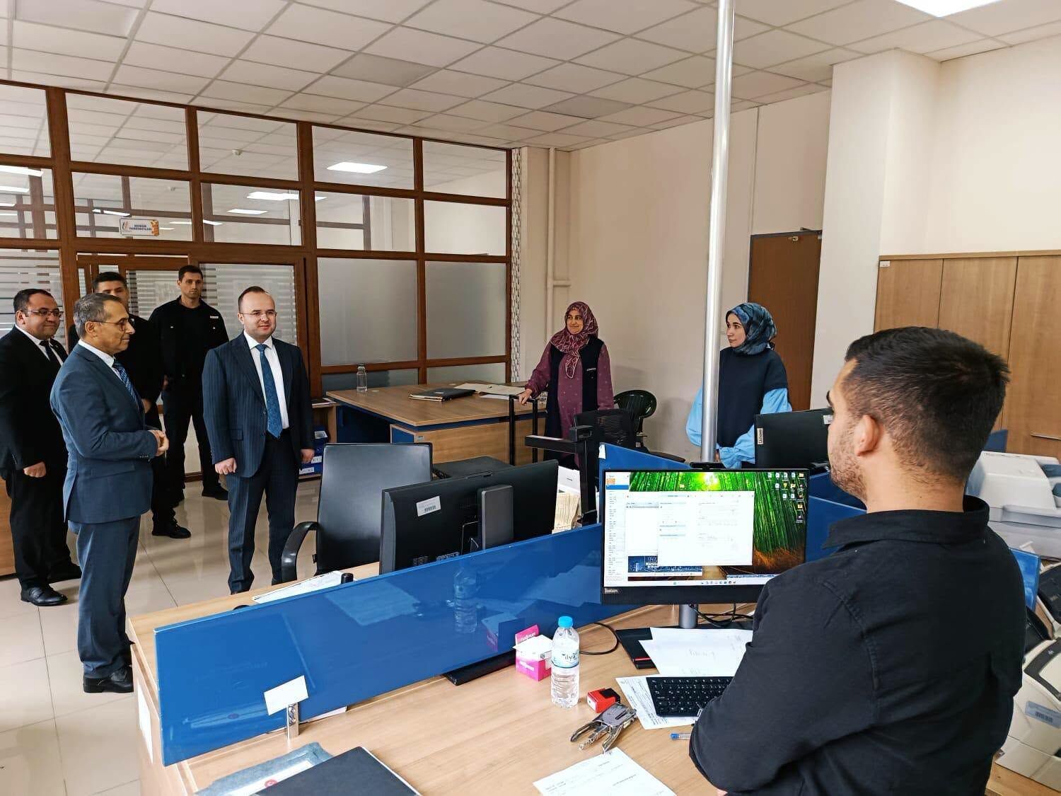 Afşin Kaymakamı Arslantürk’ten Tapu Müdürlüğüne Ziyaret2
