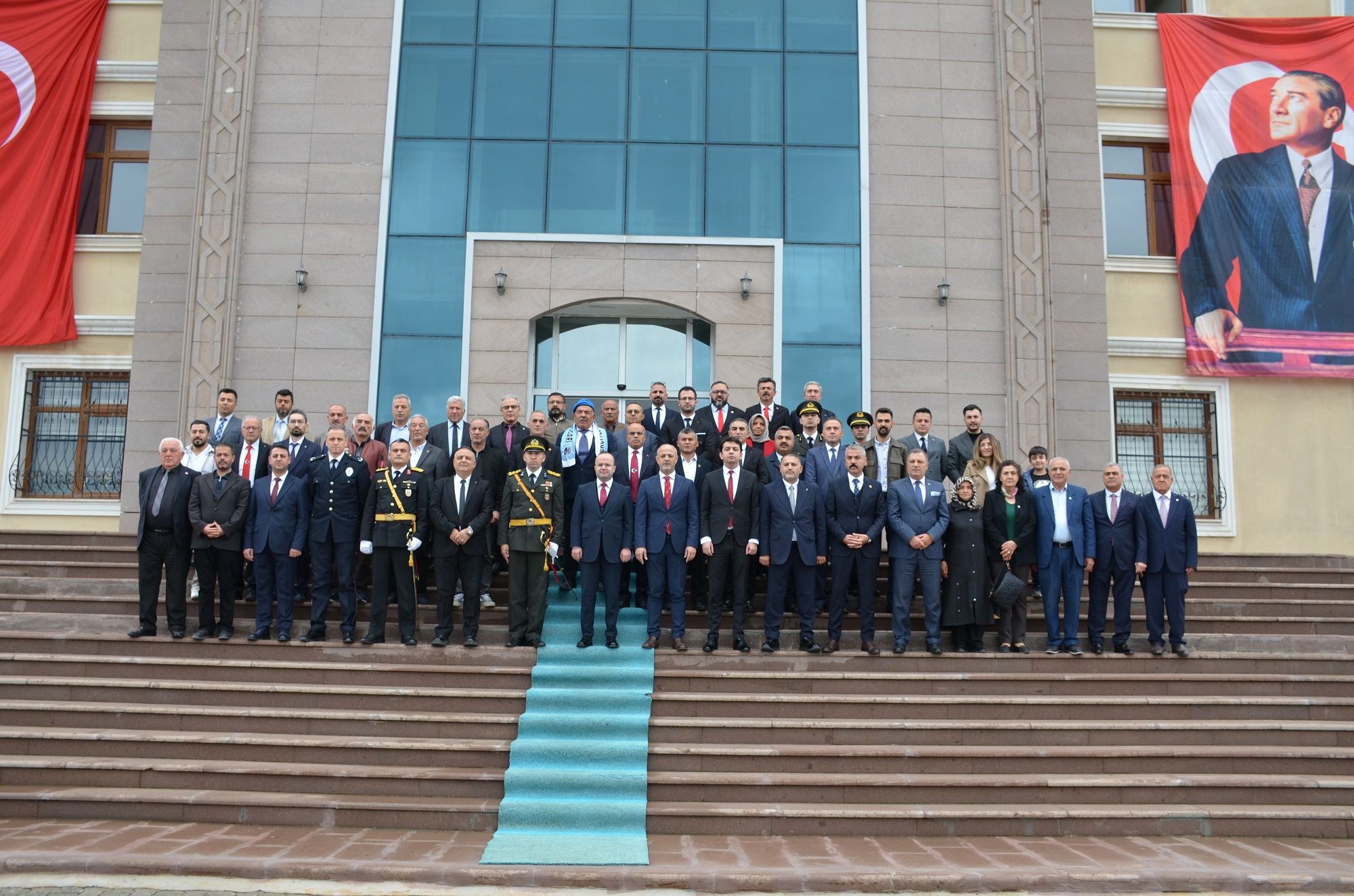 Afşin’de 29 Ekim Cumhuriyet Bayramı Tebrikleri Kaymakamlıkta Kabul Edildi (16)