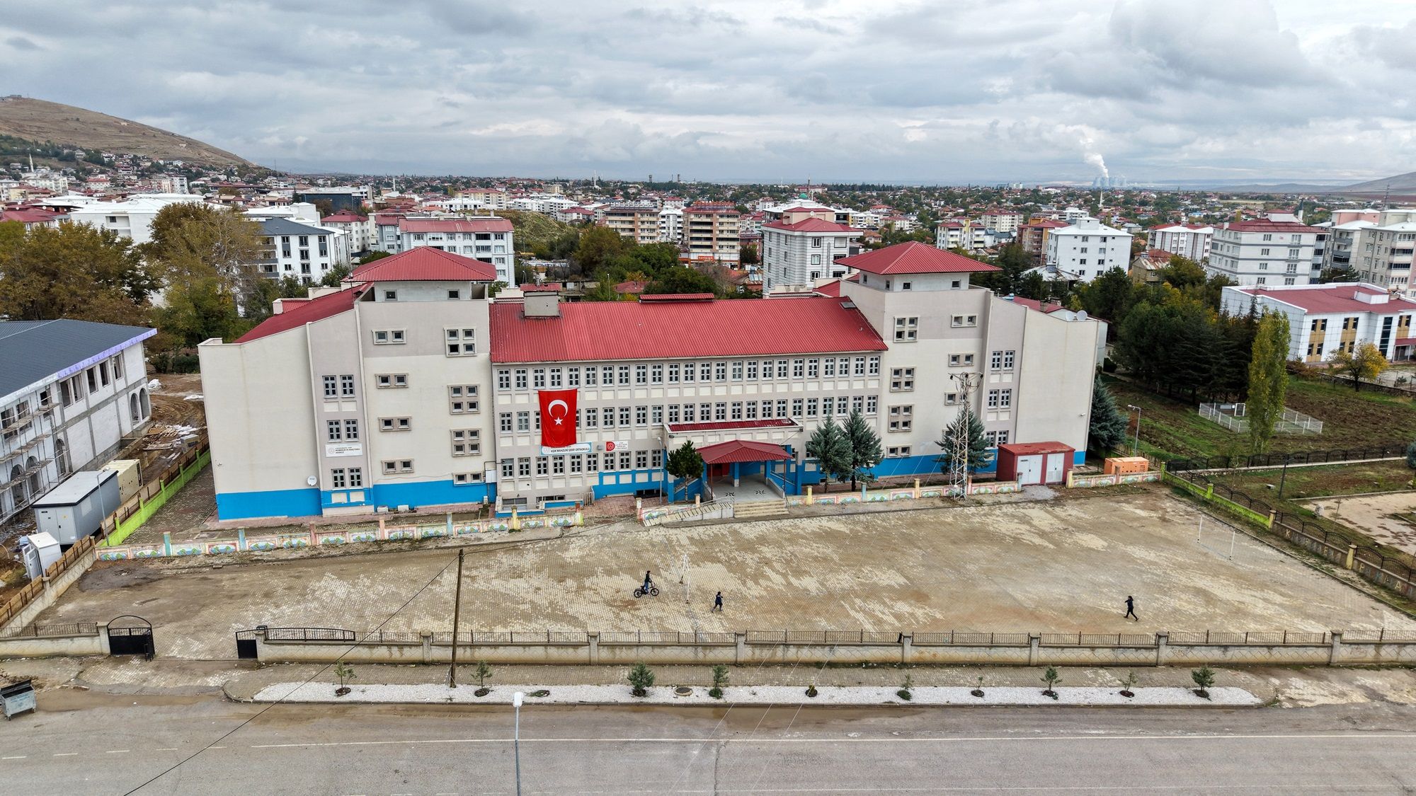 Afşin’de Cadde Ve Sokaklar Türk Bayraklarıyla Donatıldı (11)