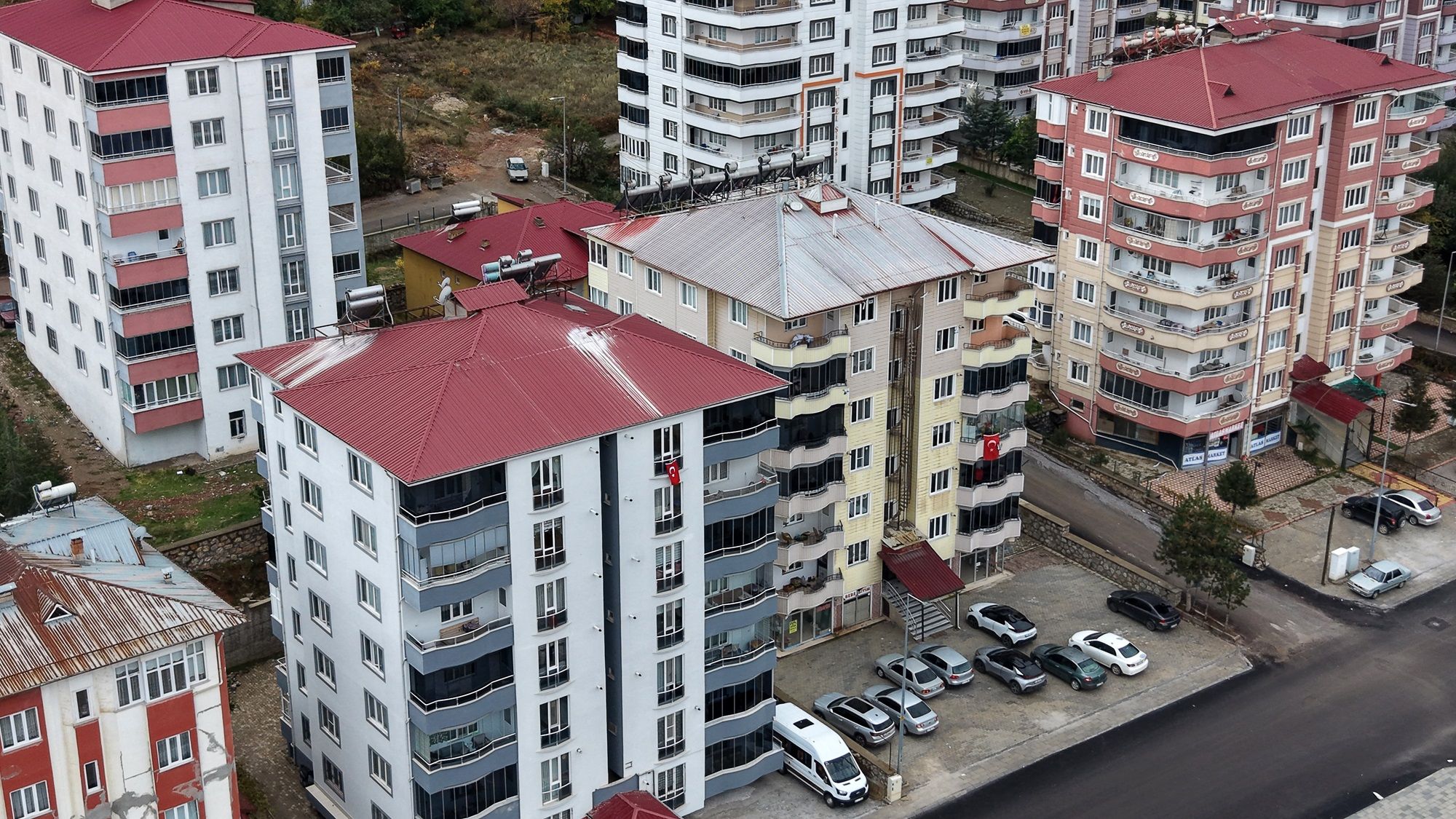 Afşin’de Cadde Ve Sokaklar Türk Bayraklarıyla Donatıldı (4)
