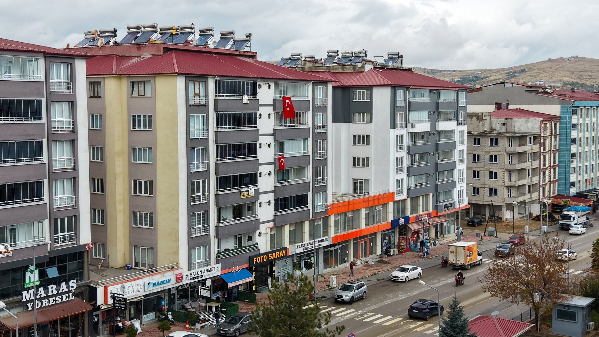 Afşin’de Cadde Ve Sokaklar Türk Bayraklarıyla Donatıldı (6)