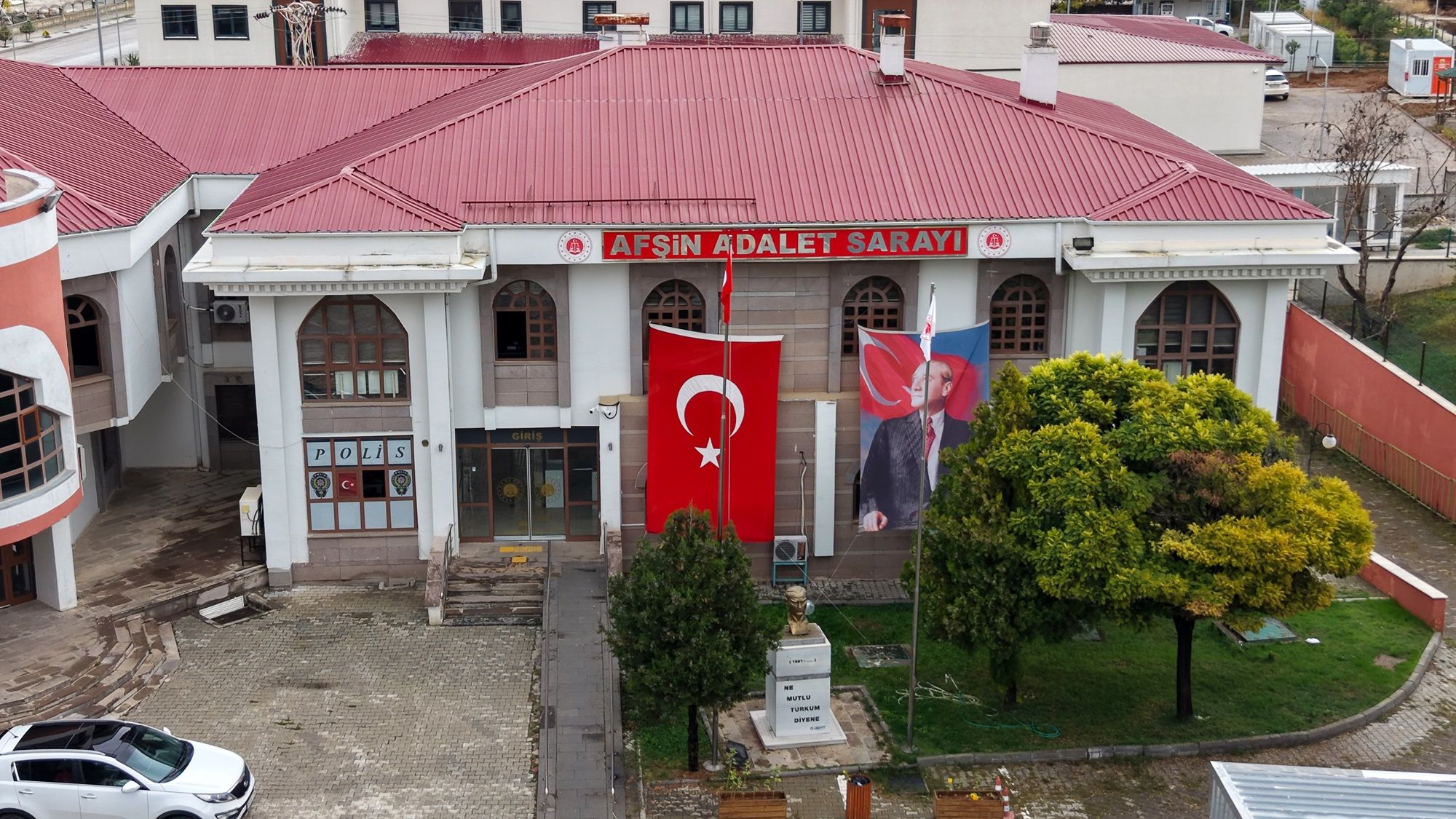 Afşin’de Cadde Ve Sokaklar Türk Bayraklarıyla Donatıldı (8)