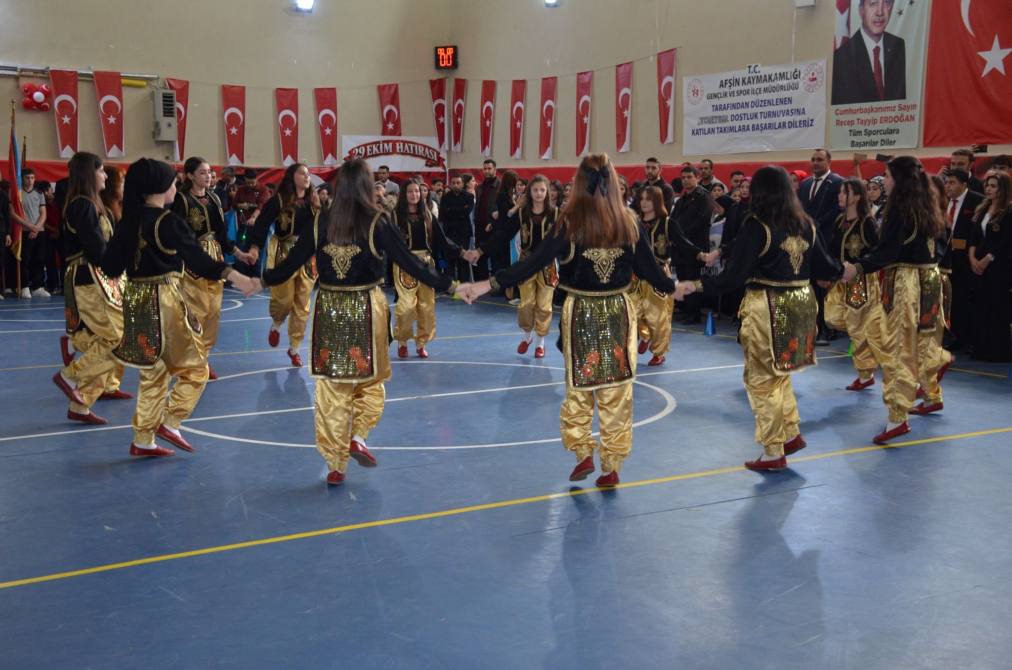 Afşin’de Cumhuriyet’in 103. Yılı Büyük Coşkuyla Kutlandı (15)