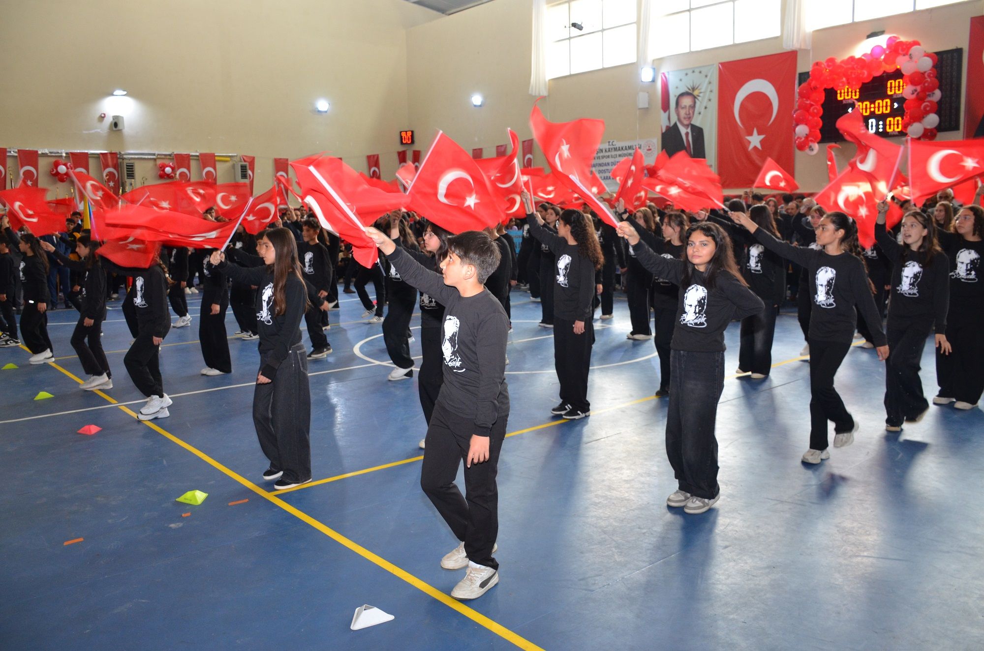 Afşin’de Cumhuriyet’in 103. Yılı Büyük Coşkuyla Kutlandı (17)