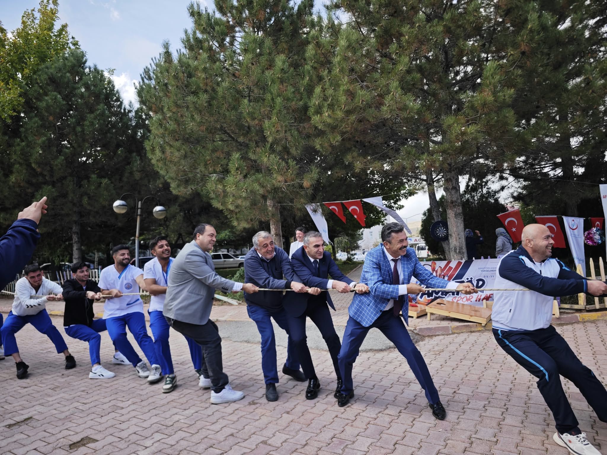 Afşin’de Dünya Ruh Sağlığı Günü’nde Anlamlı Etkinlik (10)