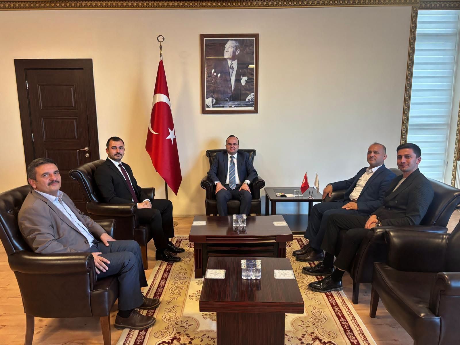 Anahtar Parti Afşin Teşkilatından Kaymakam Arslantürk’e Ziyaret