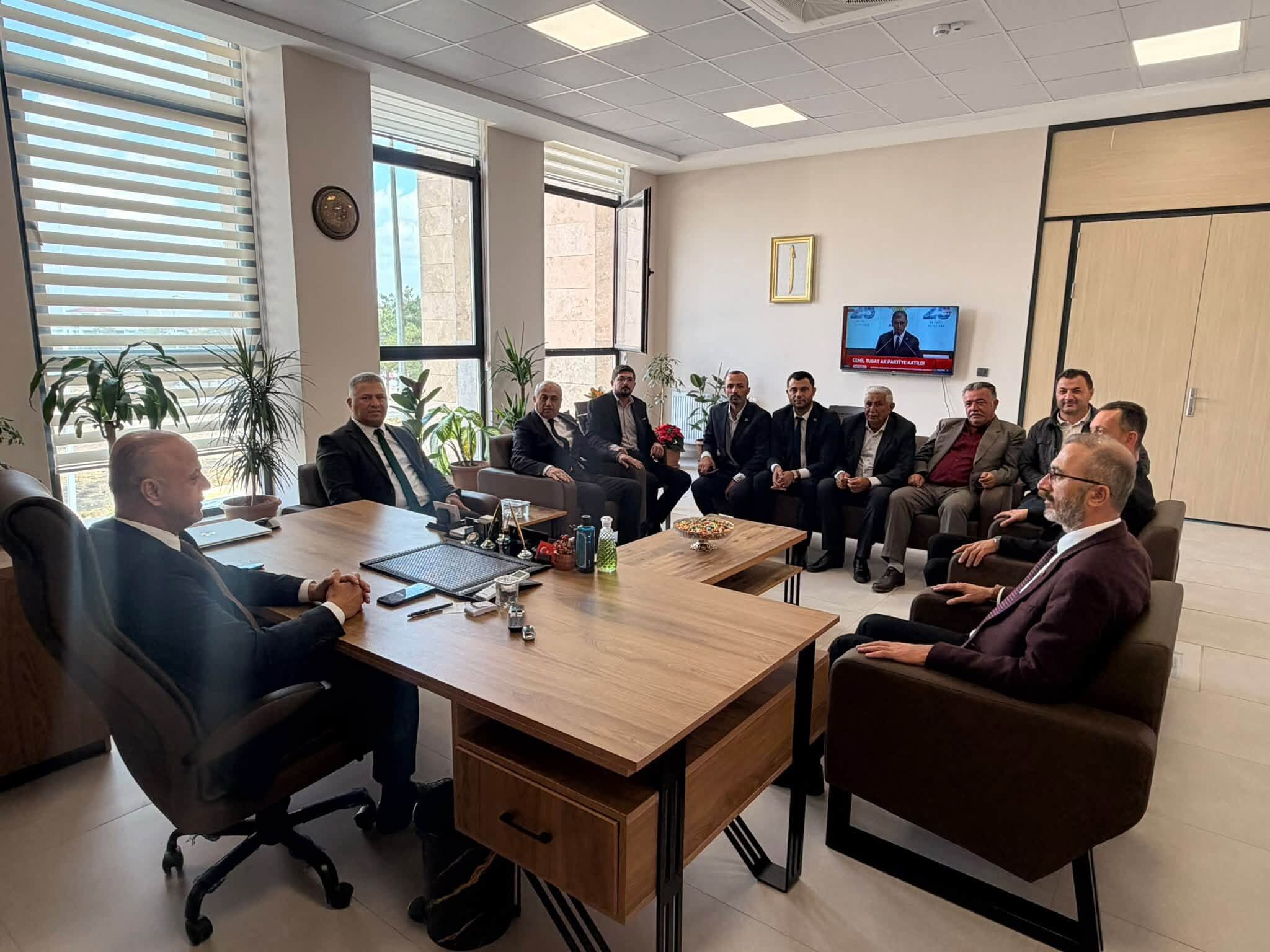 Başkan Kıraç, Muhtarlar Heyetini Ağırladı1