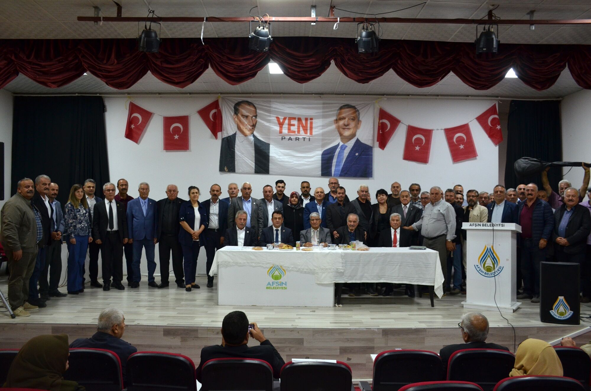 Yeni Parti Afşin 1. Olağan Kongresi Tamamlandı: İsmail Kalender Başkan Seçildi