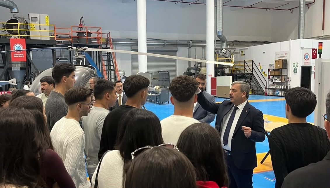 Eshab I Kehf Anadolu Lisesi Öğrencilerinden Sivas Bilim Ve Teknoloji Üniversitesine Ziyaret (6)