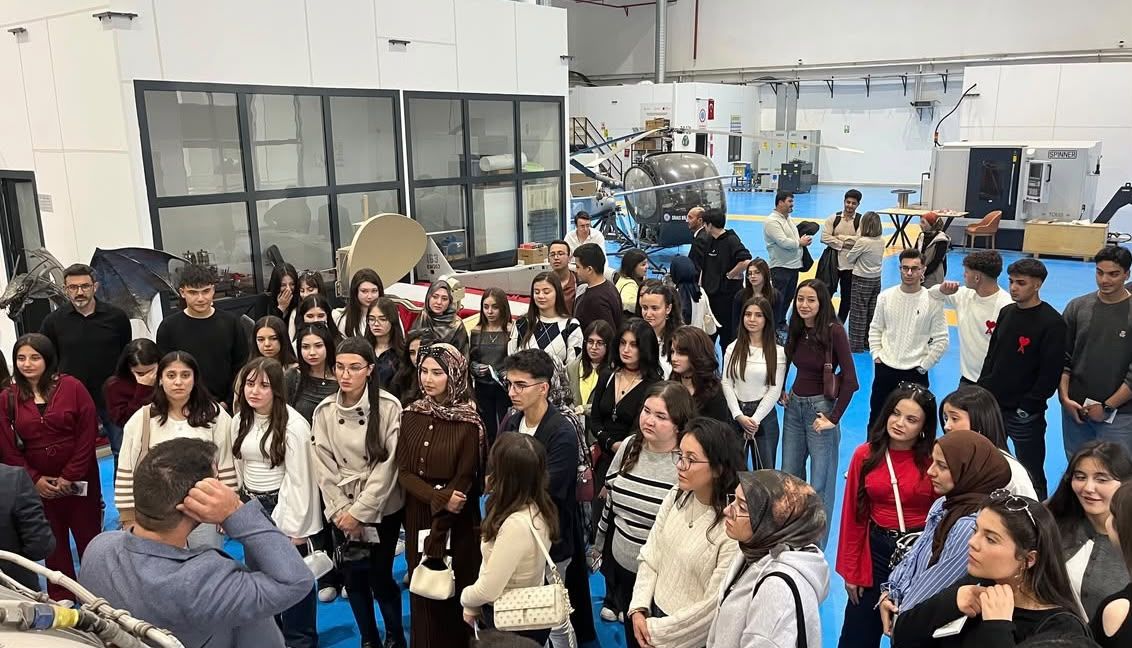 Eshab I Kehf Anadolu Lisesi Öğrencilerinden Sivas Bilim Ve Teknoloji Üniversitesine Ziyaret (8)