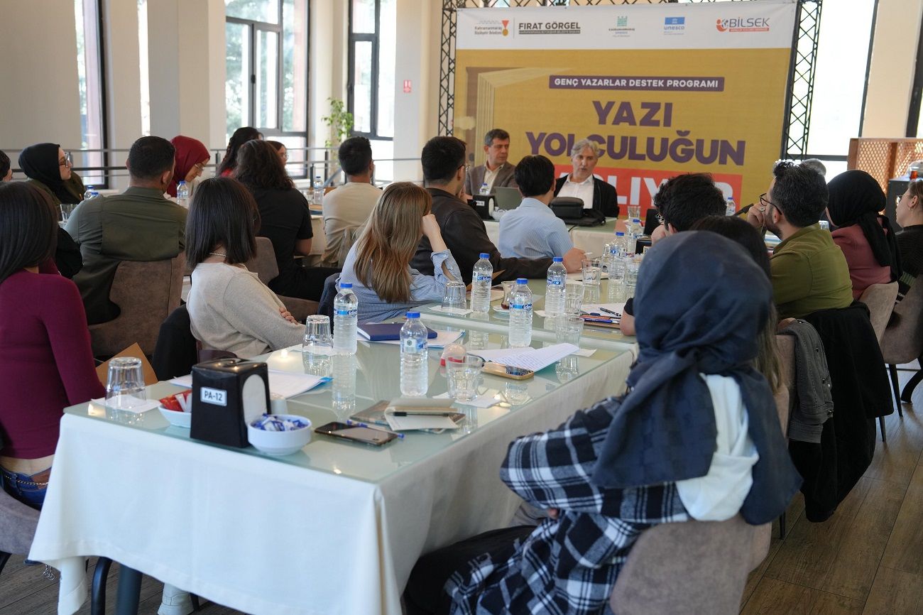 Genç Yazarlar Akademisi4