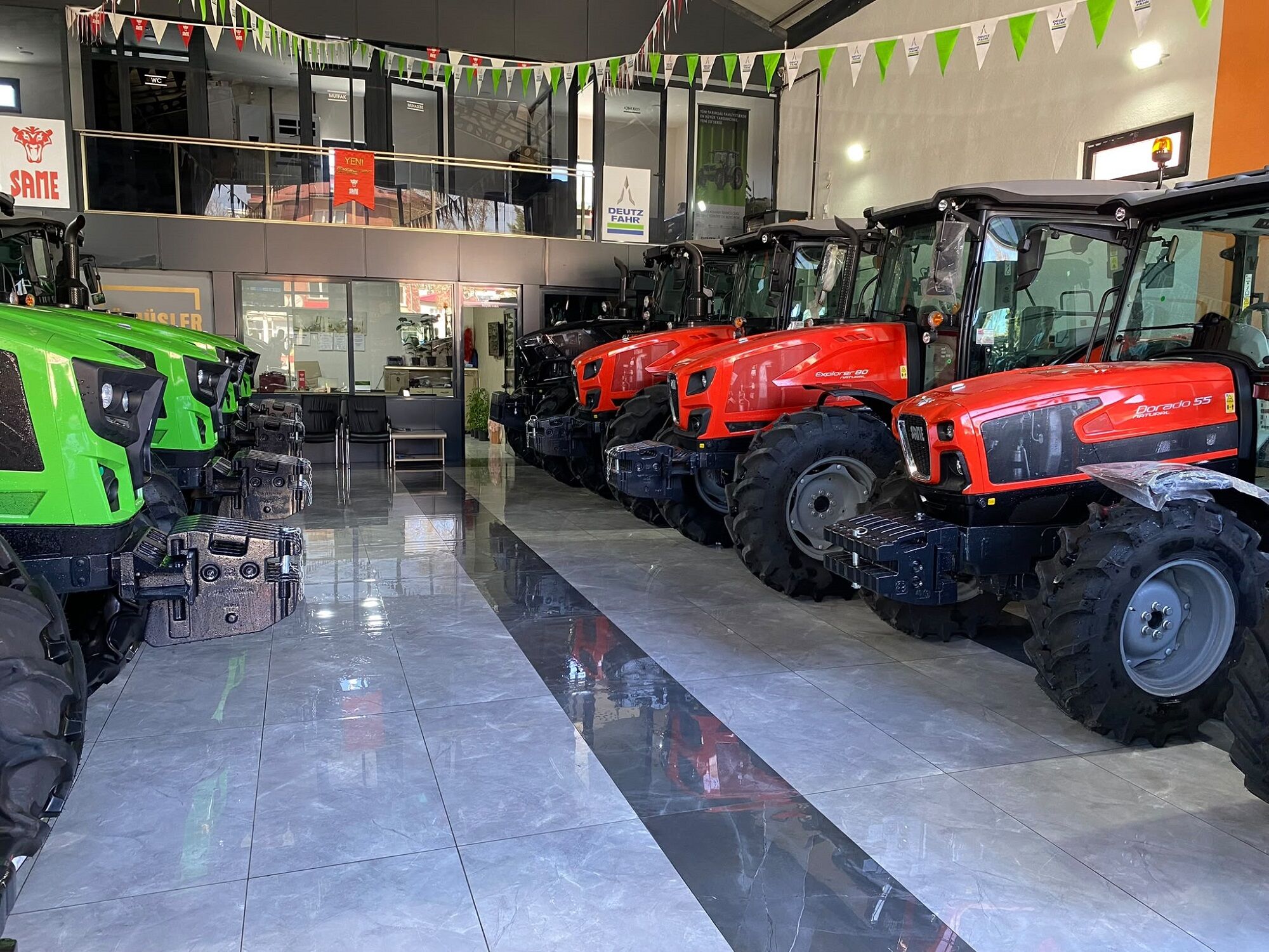 Gümüşler Traktör, Kahramanmaraş Tarım Fuarı’nda Çiftçilerle Buluşuyor (7)