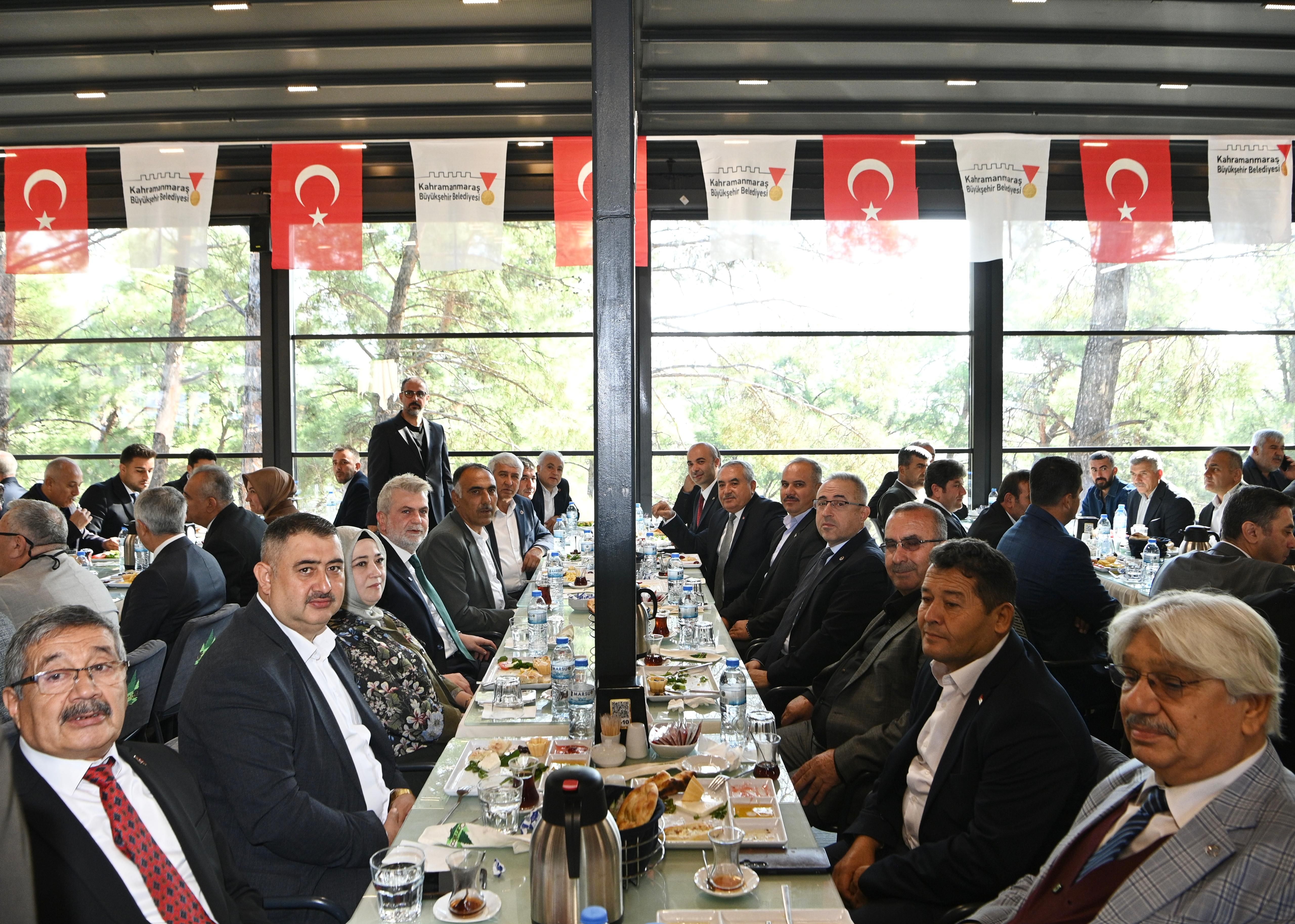 Kahramanmaraş’ta 19 Ekim Muhtarlar Günü Kutlandı (3)