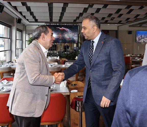 Kahramanmaraş’tan Galatasaray’a Ziyaret Dursun Özbek’ten Maraş Mesajı (1)