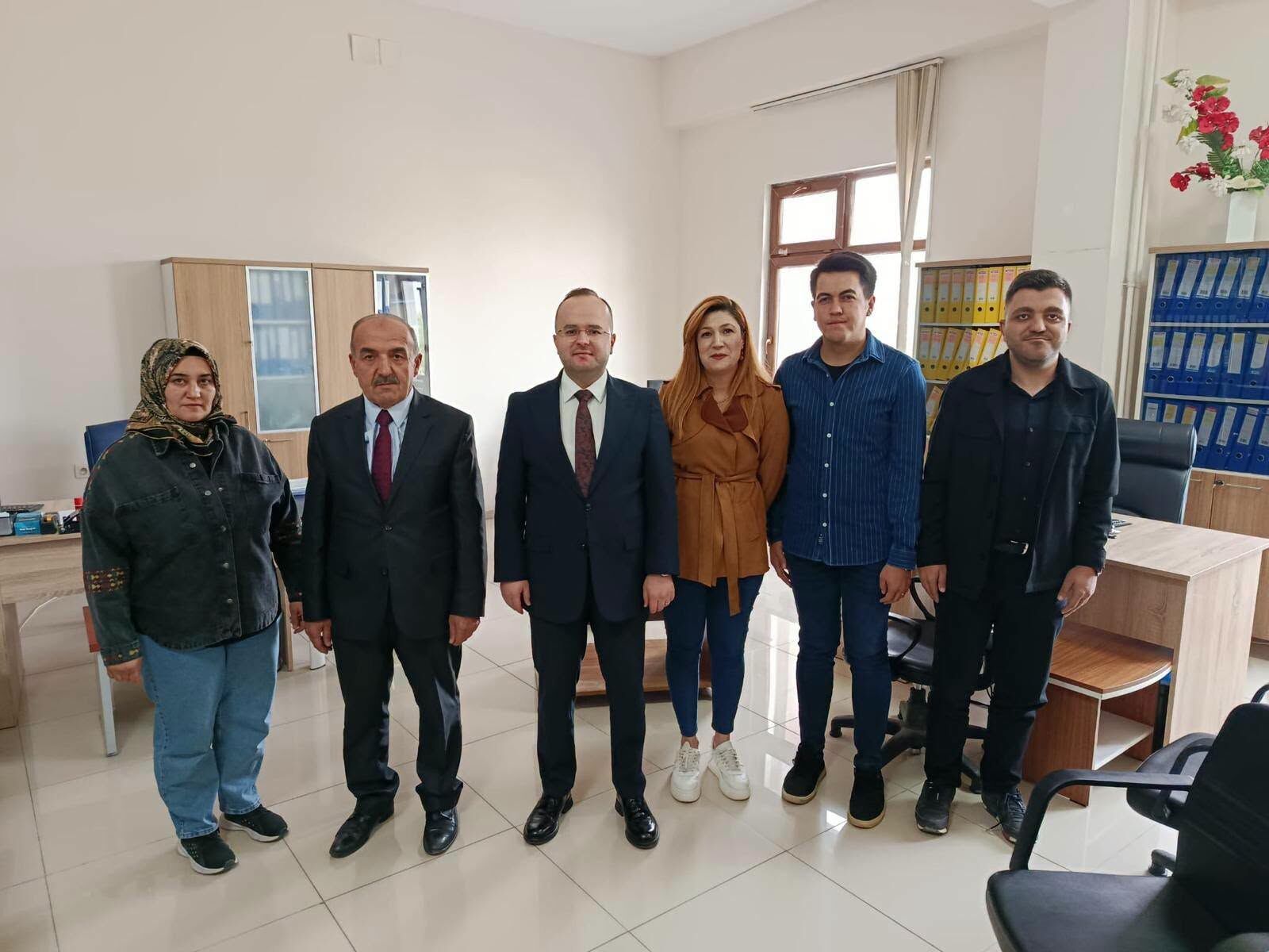 Kaymakam Arslantürk’ten Milli Emlak Ve Yıkım Enkaz Komisyonuna Ziyaret