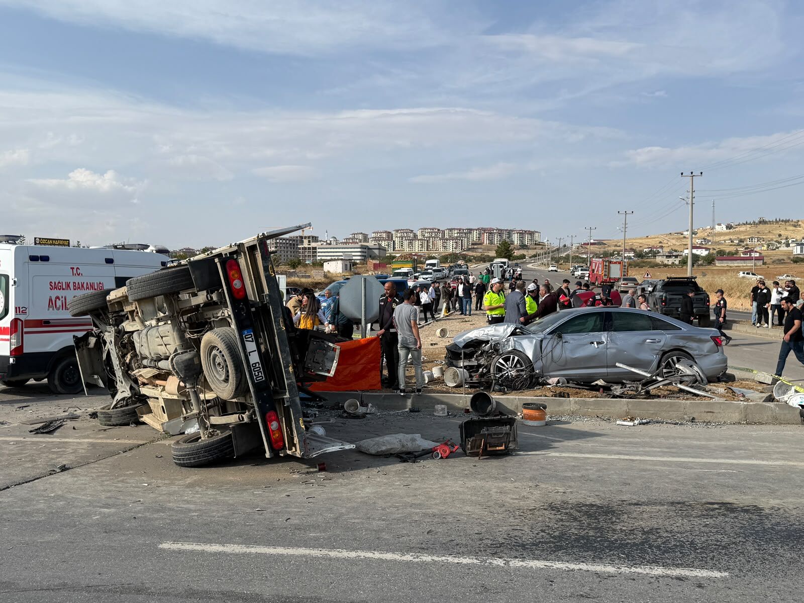 Mhp Milletvekili Karakoç Ve 5 Kişi Kazada Yaralandı (3)