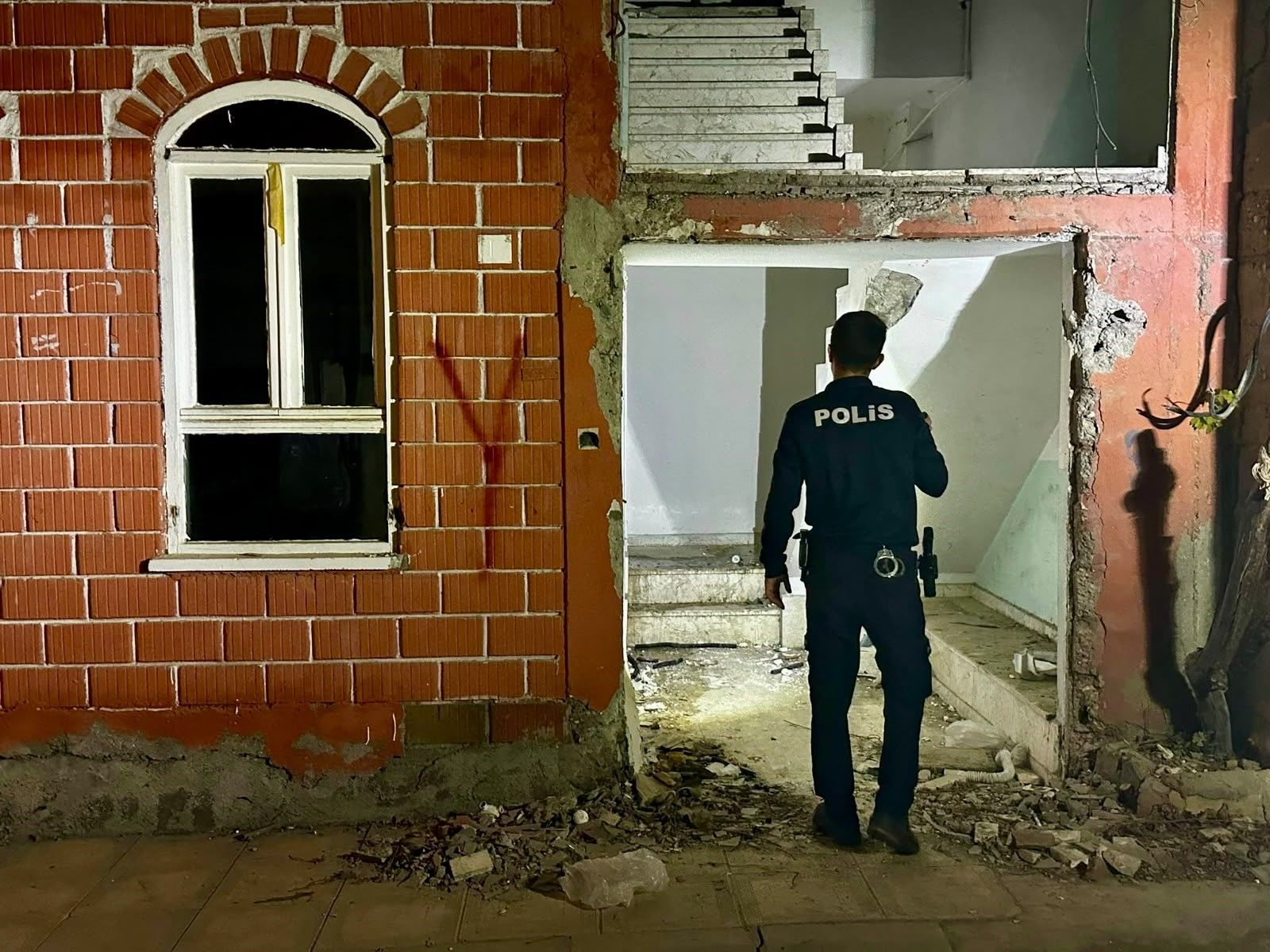 Okul Önlerinde Denetim, Bin 646 Kişi Sorgulandı (2)