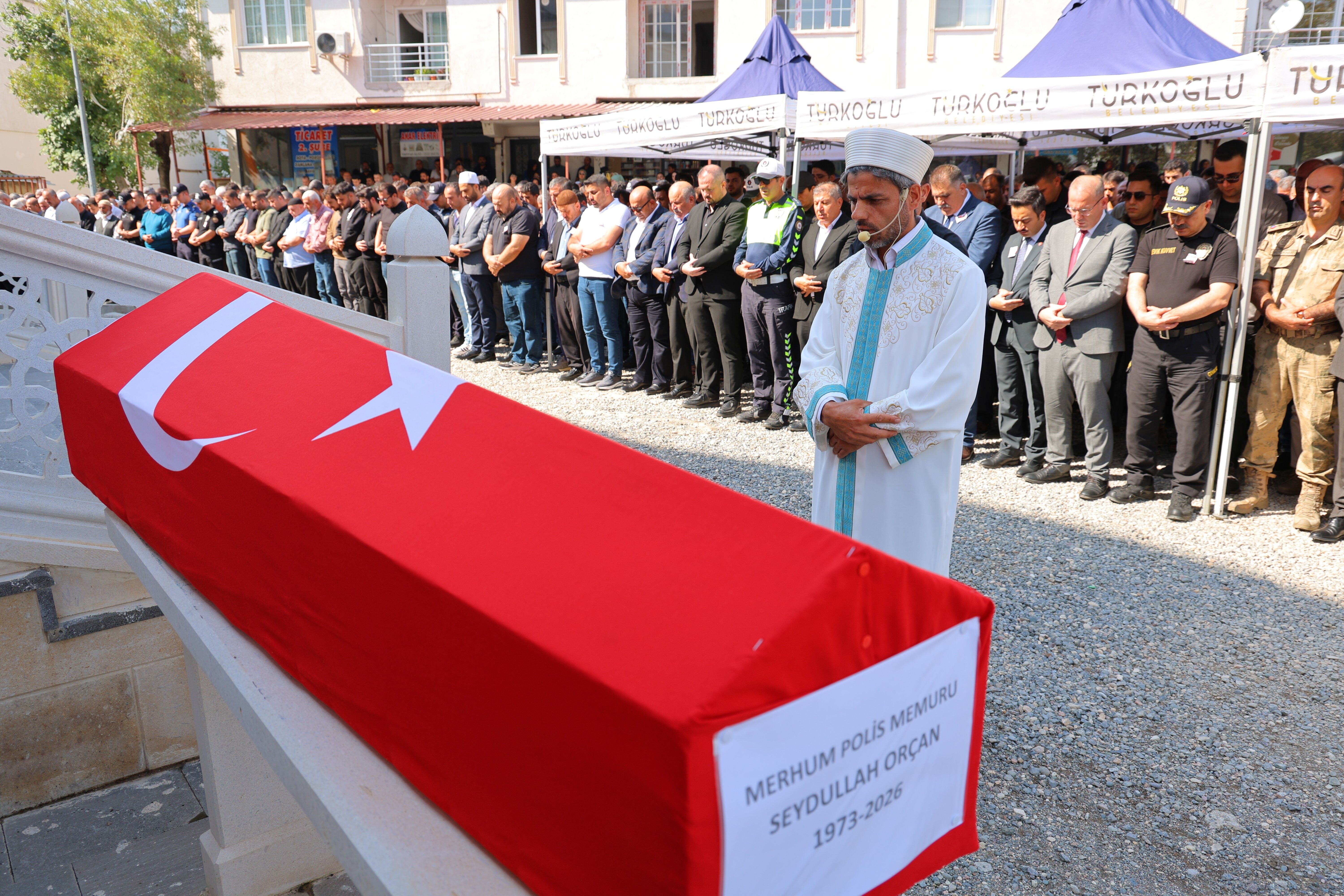 Öldürülen Polis Memuru Son Yolculuğuna Uğurlandı (2)