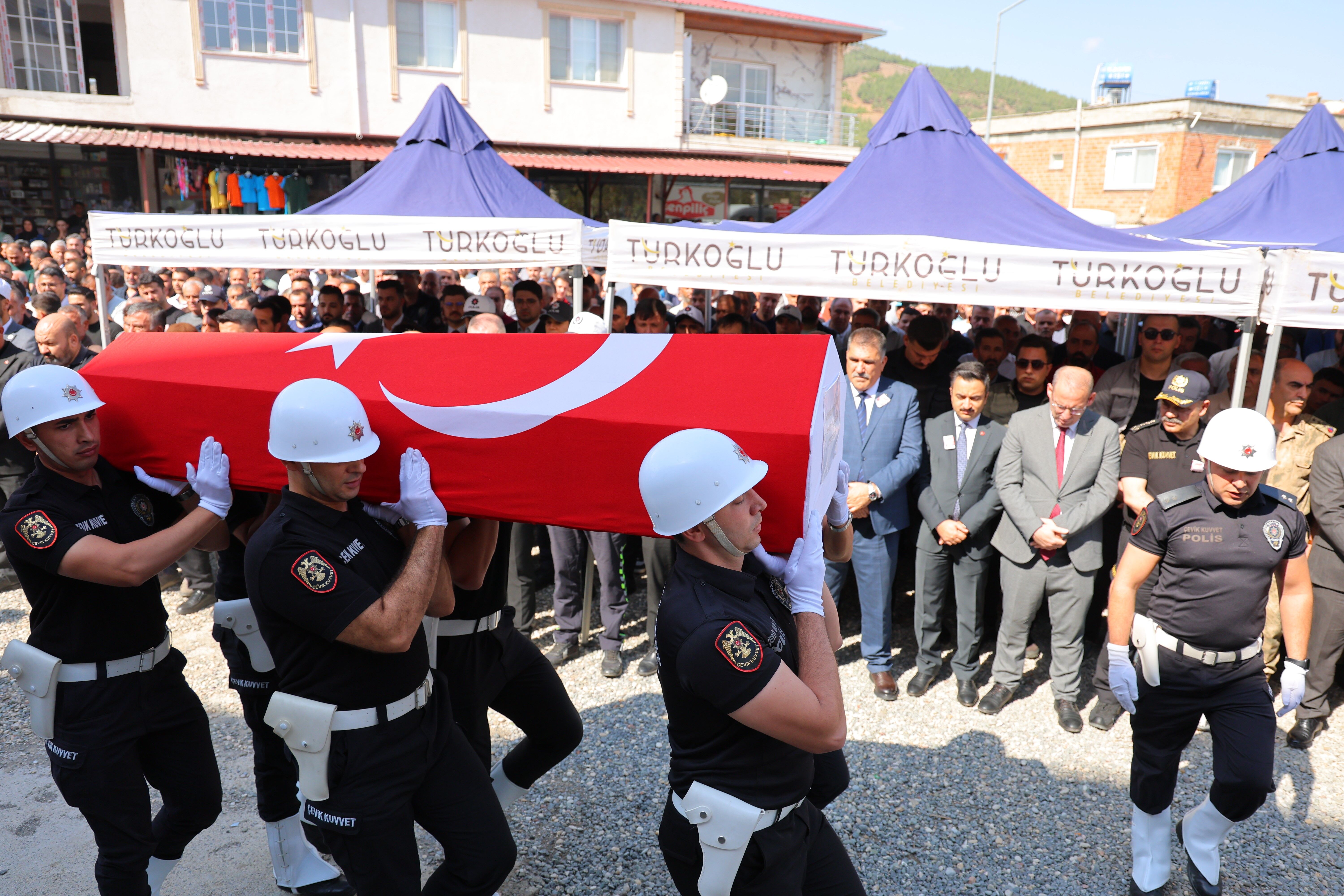 Öldürülen Polis Memuru Son Yolculuğuna Uğurlandı (5)