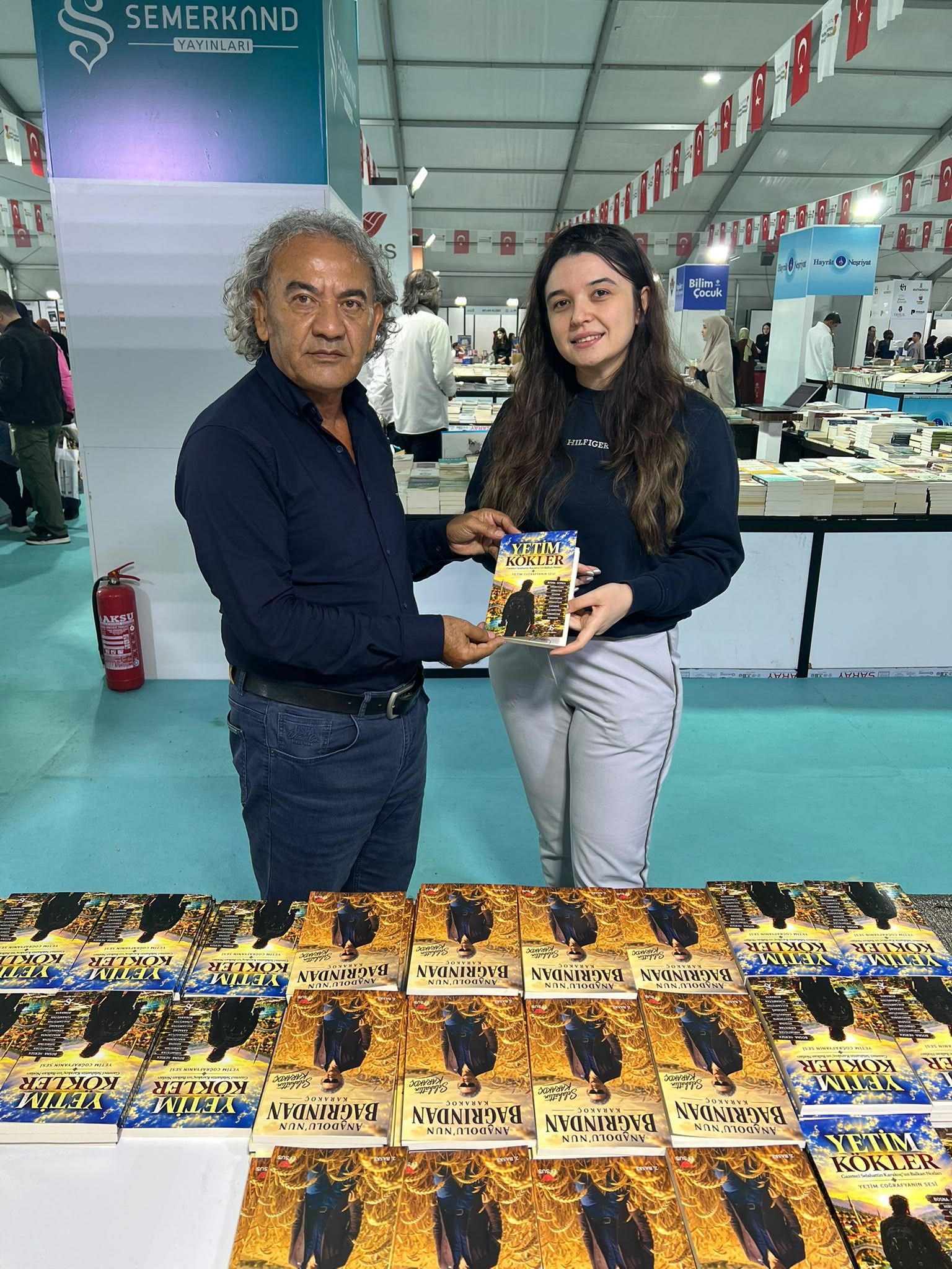 Selahattin Karakoç’a Kahramanmaraş Kitap Fuarı’nda Yoğun İlgi (1)