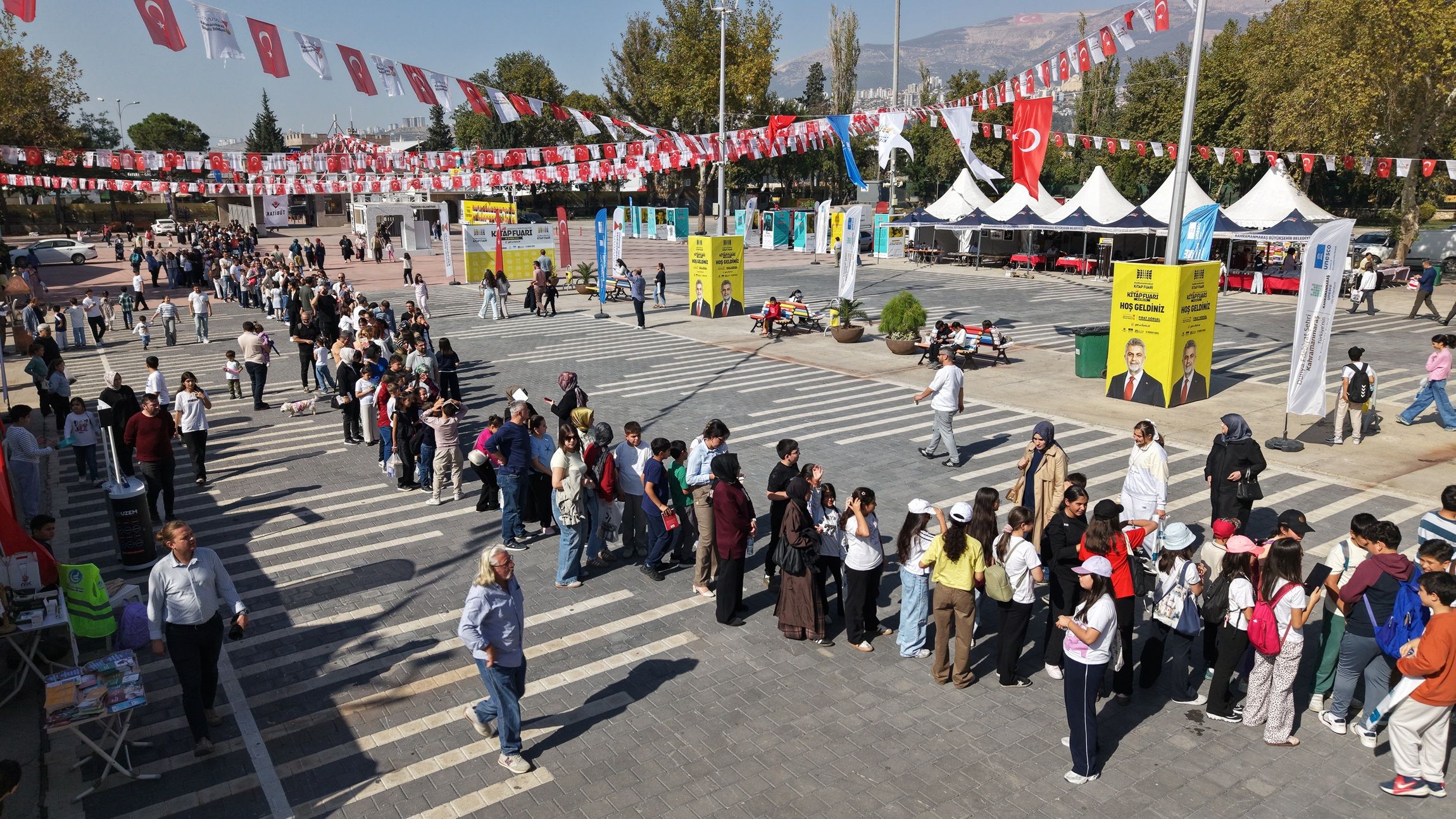 Şermin Yaşar İmza Günü3