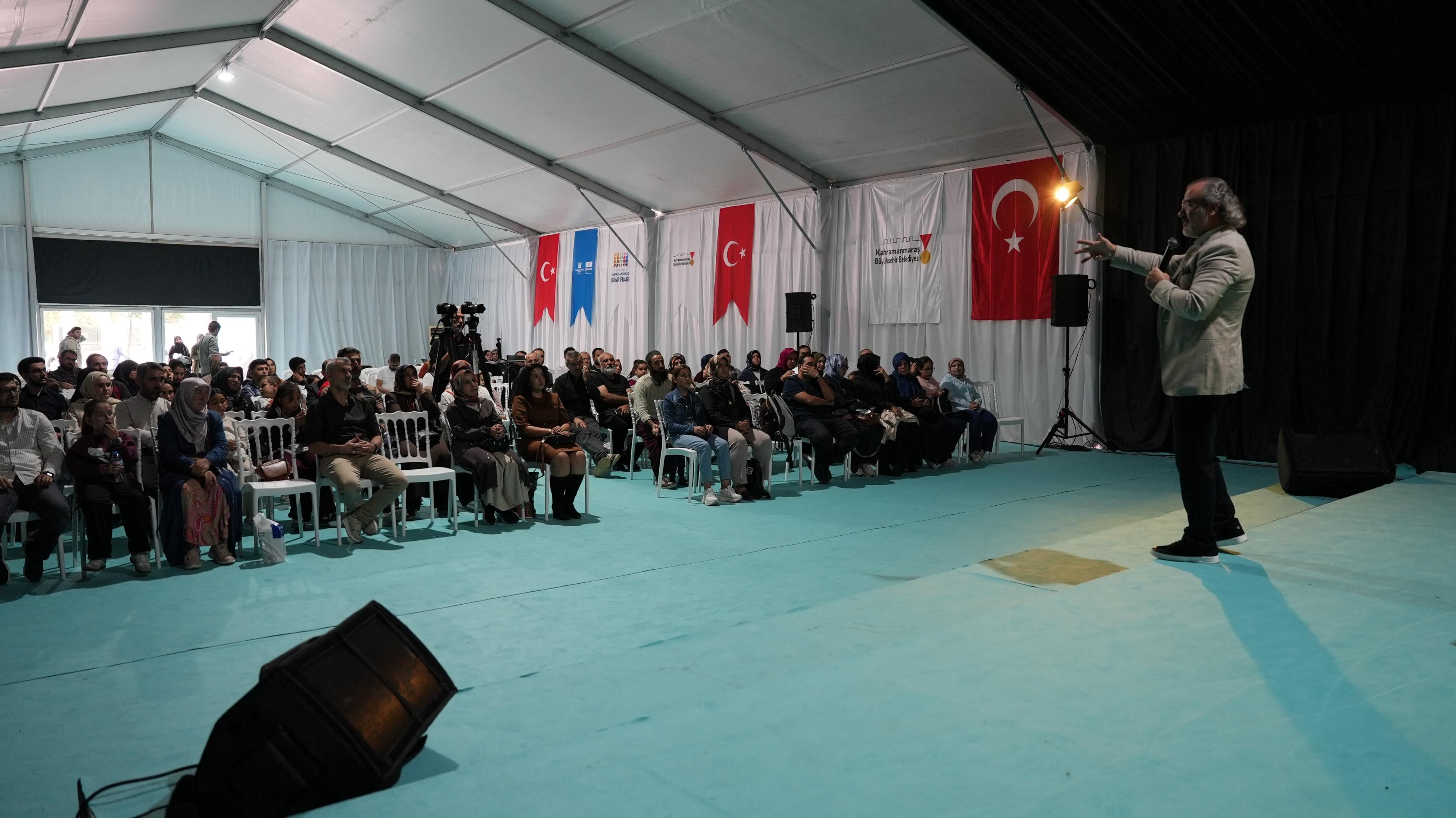 Büyükşehir’in Kitap Fuarı’nda Hakan Türkçapar’dan Psikolojik Sağlık Söyleşisi-2