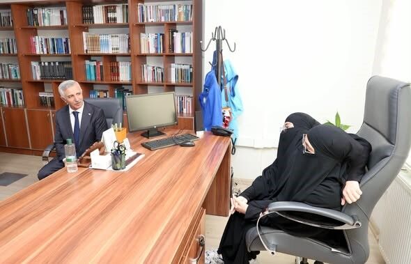 Siyam İkizleri Ayşe Ve Sema’nın Başarı Hikâyesi Gururlandırıyor (1)