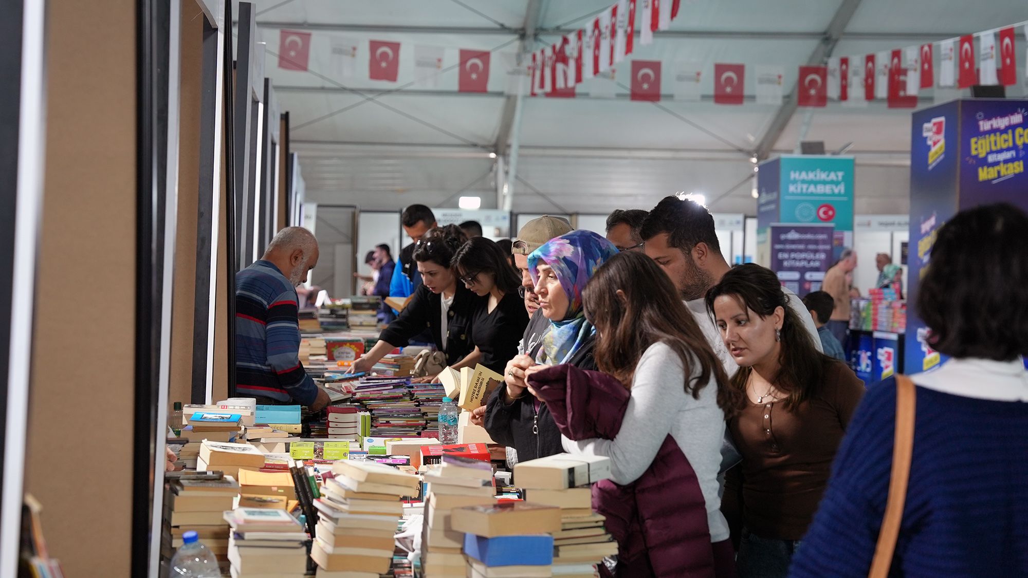 Uluslararası Kahramanmaraş Kitap Fuarı, Edebiyat Mirasını Nesilden Nesile Taşıyor (3)