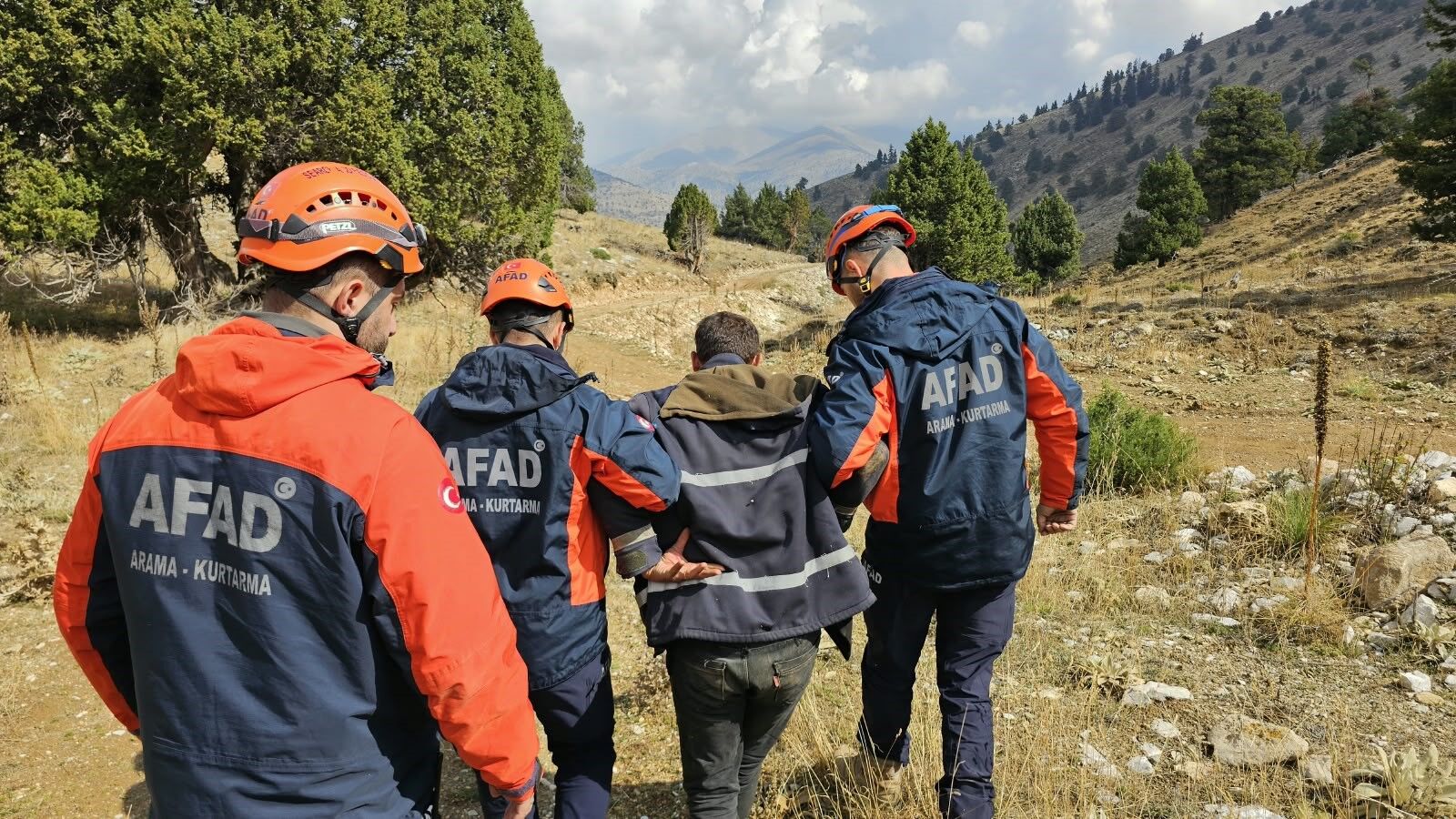 Yaylada Rahatsızlanan Çoban Kurtarıldı (2)