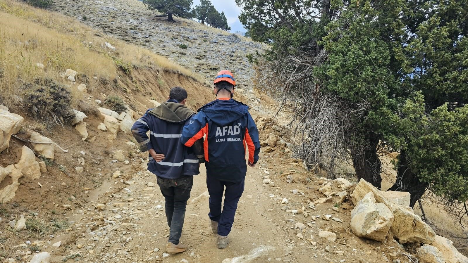 Yaylada Rahatsızlanan Çoban Kurtarıldı (3)